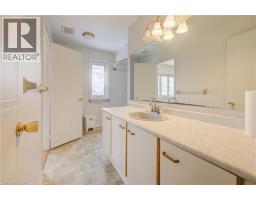 4pc Bathroom - 302 College Avenue W Unit 112, Guelph, ON N1G4T6 Photo 2