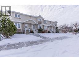 Living room - 114 Lynx Cove N, Lethbridge, AB T1J6V4 Photo 4