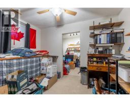 Kitchen - 114 Lynx Cove N, Lethbridge, AB T1J6V4 Photo 3