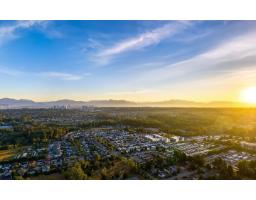 125 8293 King George Boulevard, Surrey, BC V5W5B8 Photo 3