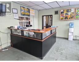 9 10 8600 Keele Street, Vaughan, ON L4K4H8 Photo 5