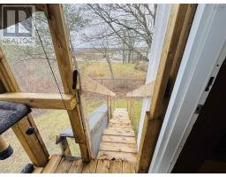 Kitchen - 183 Pearl Street, River Hebert, NS B0L1G0 Photo 2