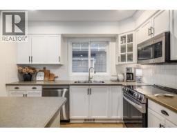 Primary Bedroom - 665 Cook Road Unit 413, Kelowna, BC V1W4T4 Photo 2