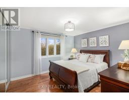 Primary Bedroom - 2 Castlebeau Street, Russell, ON K0A1W0 Photo 4