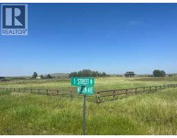 On Nelson Ave Avenue N, Mountain View, AB T0K1N0 Photo 3