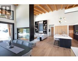 1600 Southlands Lane, Whistler, BC V8E0A2 Photo 4