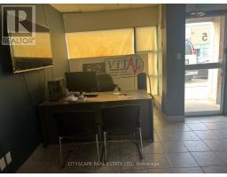 5 2430 Lucknow Drive, Mississauga, ON L5S1V3 Photo 3