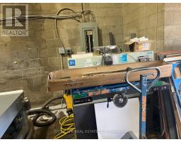 5 2430 Lucknow Drive, Mississauga, ON L5S1V3 Photo 2