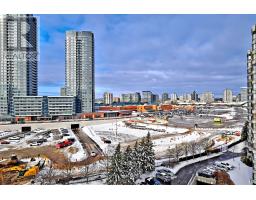 Kitchen - 1004 7440 Bathurst Street, Vaughan, ON L4J7K8 Photo 3
