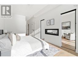 2302 1650 Granville Street, Image 2