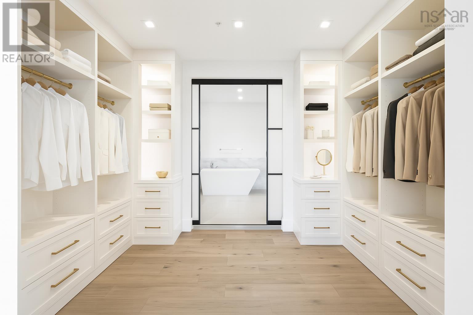 2301 1650 Granville Street