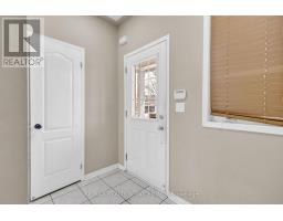 Kitchen - 108 Beavervalley Drive, Brampton, ON L7A3W6 Photo 3