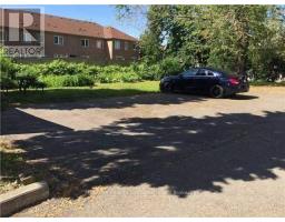 Dining room - 11960 Yonge Street, Richmond Hill, ON L4E3N6 Photo 2