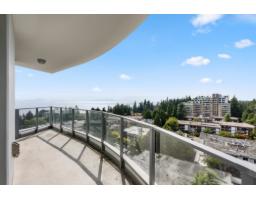 1102 1500 Martin Street, White Rock, BC V4B0C2 Photo 4