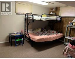 Dining room - 220 5th Avenue E, Gravelbourg, SK S0H1X0 Photo 2