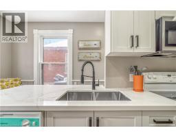 Bedroom - 353 Dalhousie Street, Brantford, ON N3S3V9 Photo 4