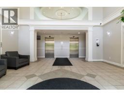 1605 3071 Glen Drive, Coquitlam, BC V3B7R1 Photo 4