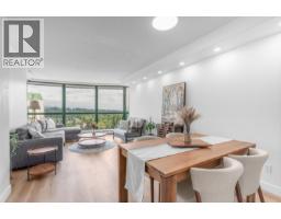 1605 3071 Glen Drive, Coquitlam, BC V3B7R1 Photo 5