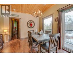 Bedroom - 1519 Highway 6 Highway, Cherryville, BC V0E2G1 Photo 4