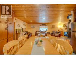 Bedroom - 1519 Highway 6 26 Byers Road, Cherryville, BC V0E2G1 Photo 3