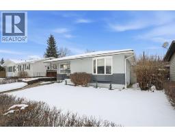 Dining room - 52 Fern Road, Red Deer, AB T4N4Z4 Photo 3