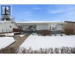 3pc Bathroom - 52 Fern Road, Red Deer, AB T4N4Z4 Photo 5