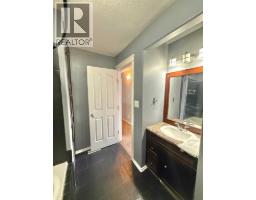 Living room - 24 101 Mill Street, Hinton, AB T7V1T3 Photo 3