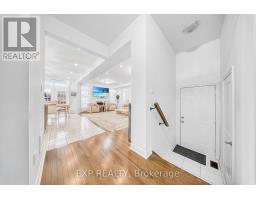 Eating area - 166 Inverness Way, Bradford West Gwillimbury, ON L3Z2A6 Photo 4