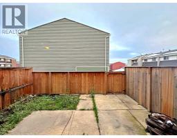 Kitchen - 69 400 Silin Forest Road, Fort Mcmurray, AB T9H2S5 Photo 3