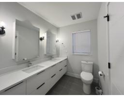 1 30530 Cardinal Avenue, Abbotsford, BC V2T0L5 Photo 3