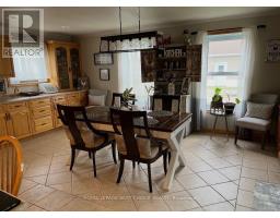 Dining room - 140 Caroline Court, Temiskaming Shores, ON P0J1P0 Photo 3