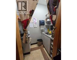 123 4 Street S, Lethbridge, AB T2J1Z9 Photo 4