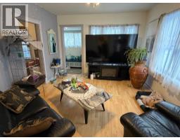 Primary Bedroom - 4910 44 Street, Camrose, AB T4V1C2 Photo 4