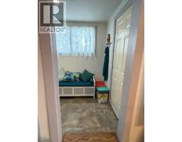 Living room - 4910 44 Street, Camrose, AB T4V1C2 Photo 3