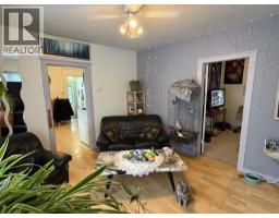 4pc Bathroom - 4910 44 Street, Camrose, AB T4V1C2 Photo 5