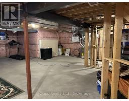 Mud room - 106 Queensgate Crescent, Woolwich, ON N0B1M0 Photo 4