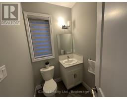 Dining room - 106 Queensgate Crescent, Woolwich, ON N0B1M0 Photo 2