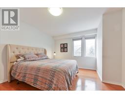 400 Summerhill Avenue, Toronto, ON M4W2E4 Photo 3
