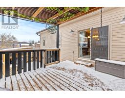 Dining room - 379 Michael Drive, Welland, ON L3C0A5 Photo 2