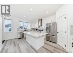 Bedroom - 109 Chelsea Glen, Chestermere, AB T1X2P5 Photo 2