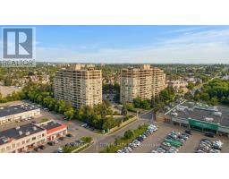 Primary Bedroom - 426 32 Clarissa Drive, Richmond Hill, ON L4C9R7 Photo 5