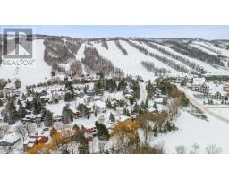 Kitchen - 144 Carmichael Crescent, Blue Mountains, ON L9Y0R3 Photo 5