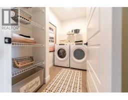 Dining room - 190 Northern Lights Crescent, Langdon, AB T0J1X2 Photo 2