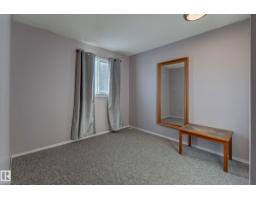 Family room - 5626 19 A Av Nw, Edmonton, AB T6L2B9 Photo 4