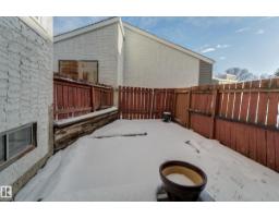 Kitchen - 5626 19 A Av Nw, Edmonton, AB T6L2B9 Photo 3