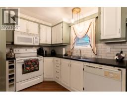 Primary Bedroom - 2 Topaz Crescent, Logan Lake, BC V0K1W0 Photo 3