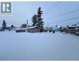 Living room - 8912 75 Street Street, Fort St John, BC V1J2Z2 Photo 3
