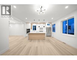 2 3881 Hurst Street, Burnaby, BC V5J1M4 Photo 4