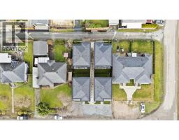 2 3881 Hurst Street, Burnaby, BC V5J1M4 Photo 3