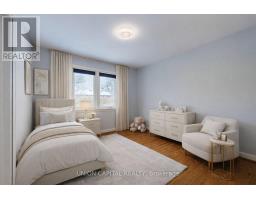 16 Cavalier Crescent, Vaughan, ON L4J1K5 Photo 3